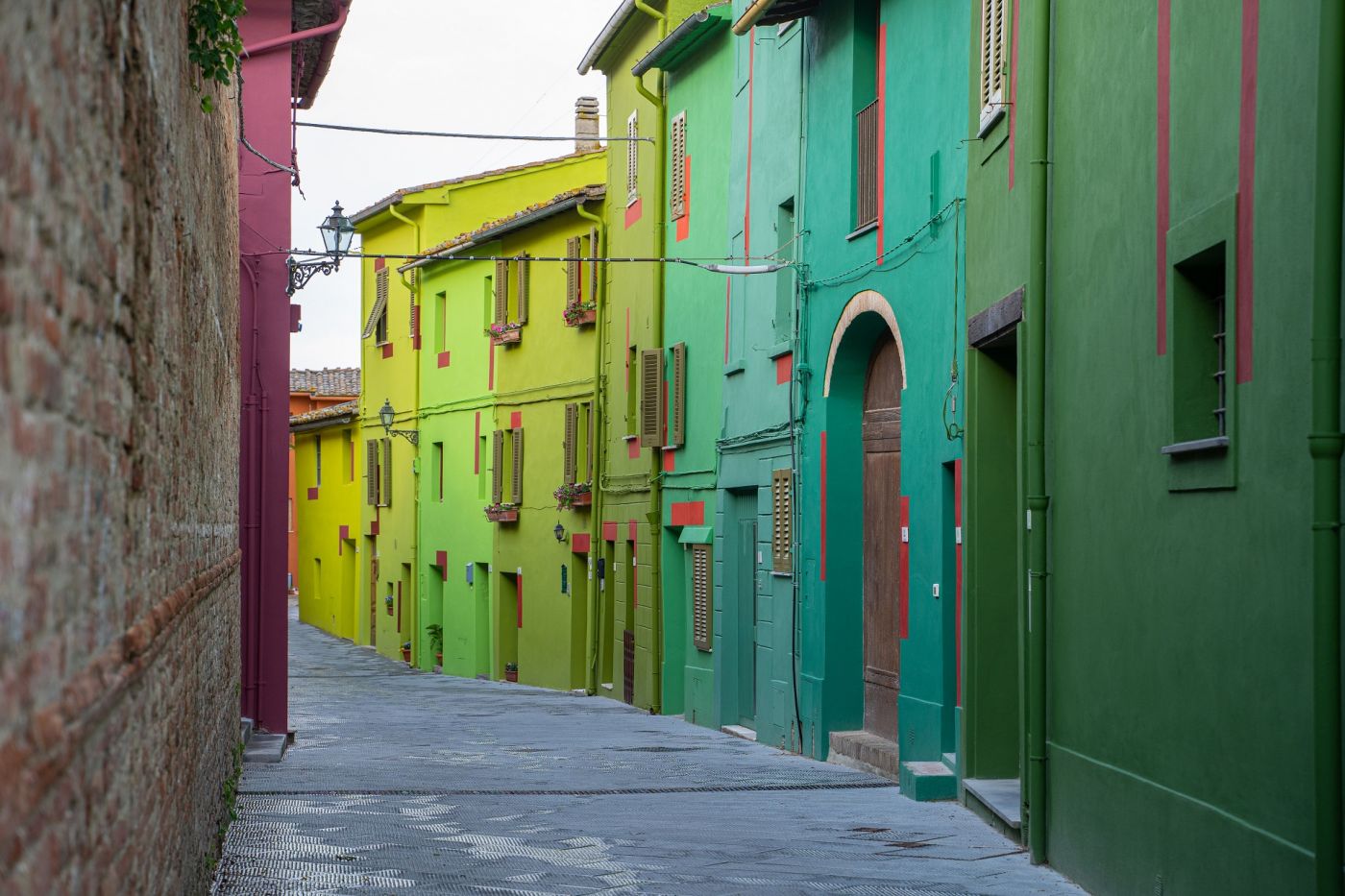 <i18n class='notranslate'>Ghizzano</i18n>